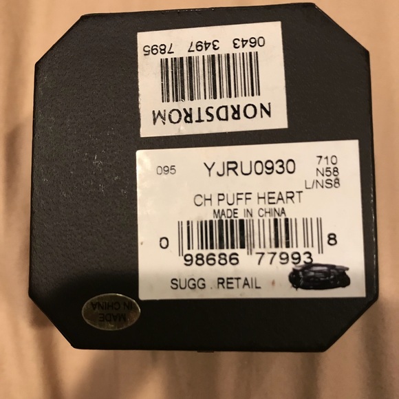 ❌SOLD❌Bejeweled Juicy Couture Heart Charm - Picture 6 of 6